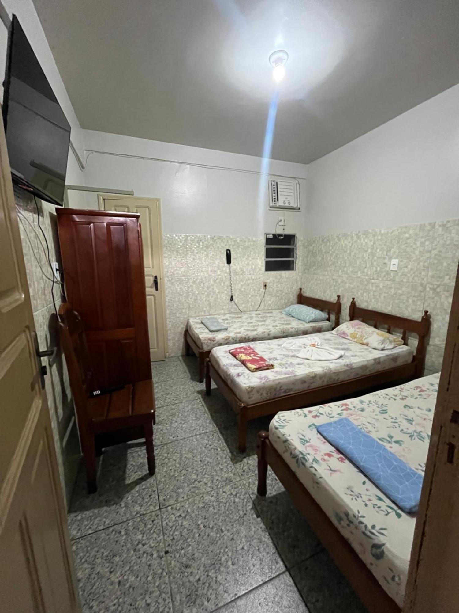 מנאוס Hotel Granada Concept מראה חיצוני תמונה