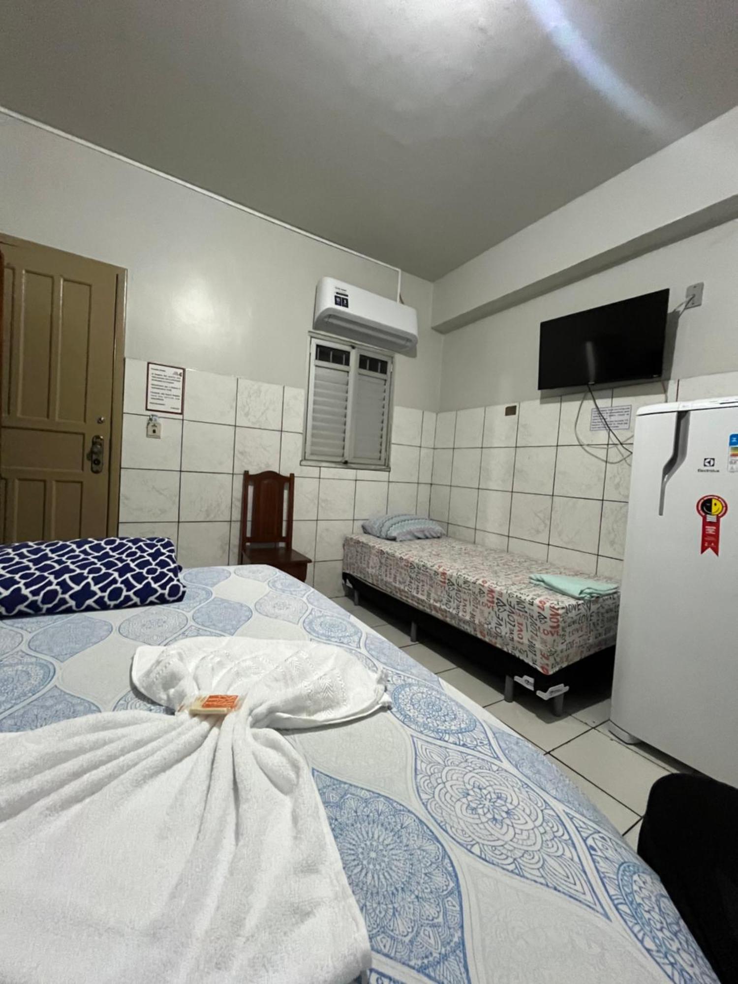 מנאוס Hotel Granada Concept מראה חיצוני תמונה