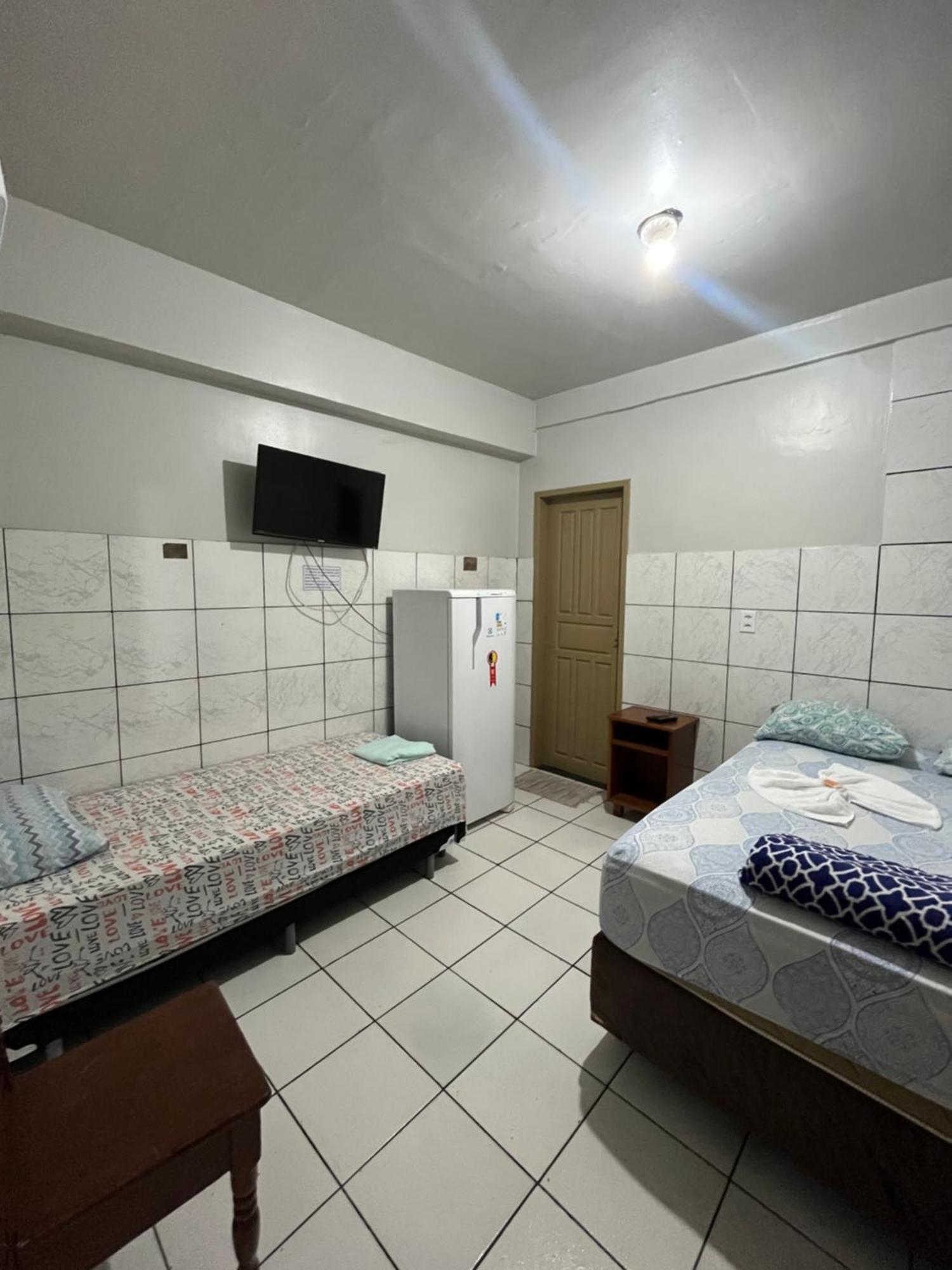 מנאוס Hotel Granada Concept מראה חיצוני תמונה